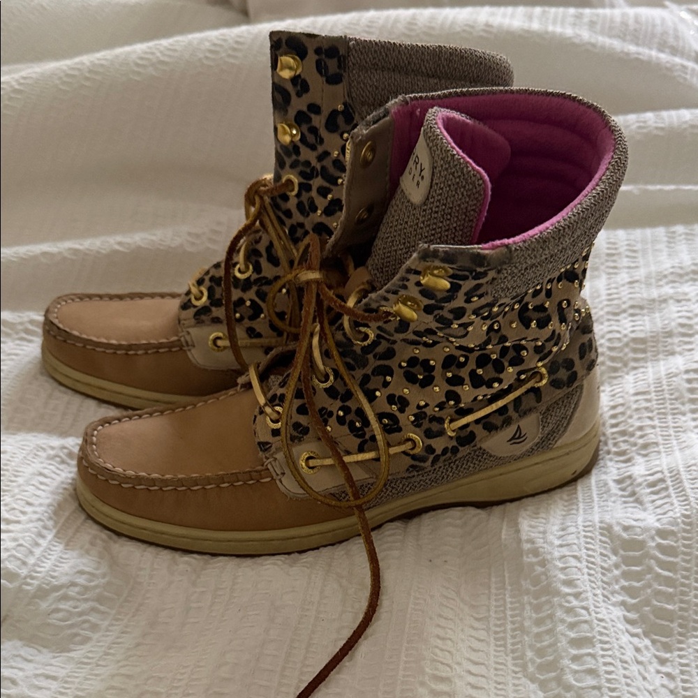 Sperry Leopard Print Boots with Pink Interior - Picture 3 of 6